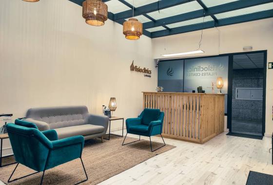 xfisioclinics_madrid_sala_de_espera_desde_interior